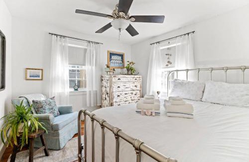 Hyannis House | Cottage Serenity Haven