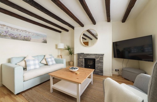 Castletown Cottage | Cottage sleeping 3 people located in Castletown