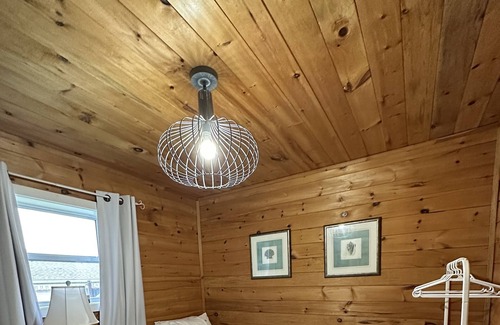 The Bluff Cottage | Cottage steps from Parlee Beach in Pointe-Du-Chene