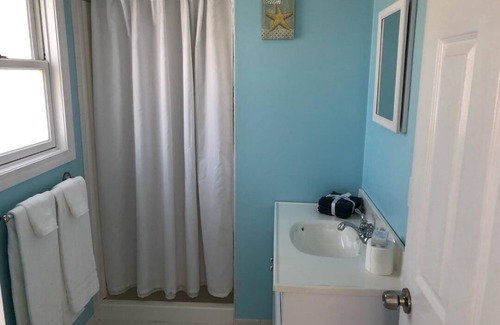 Breakwater Village Cottage | Cottage-Steps to the beach-See Block Island