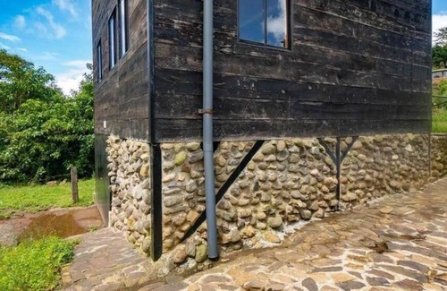 Jinotega Cabin | Cottage Style Cabin