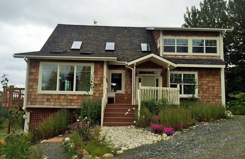 Kachemak House | Cottage Style Shabby Chic Luxury