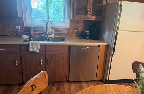 Chatham-Kent Cottage | Cottage Style Single Level 2 bed Cozy House for nature lovers
