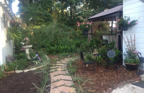 Pigeon Point Apartment | Cottage/Tiny House Living Accommodation in Beaufort for Cost-conscious Traveler
