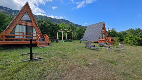 Tsageri Apartment | Cottage Tvishi