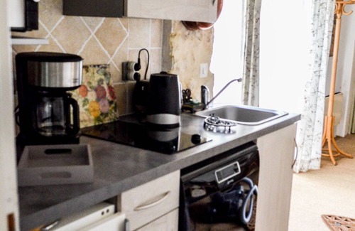 Lussan Cottage | Cottage under the Oaks near Uzes pont du gard