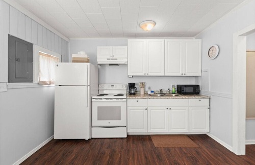 Whitmore Lake Cottage | Cottage w/Lake Access Unit 4