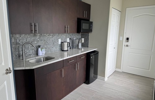 Pender Island Cabin | Cottage w/Vantage Suites at Sahhali on the Bluffs