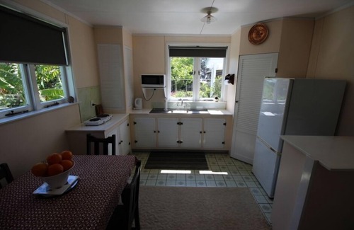 Waihau Bay Cottage | Cottage - Whanarua Bay Cottages