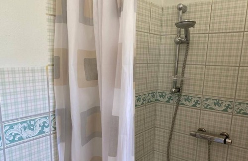 El Jaral House | Cottage with 2 Bedroom, 2 Bathrooms, Heated solar Pool, Sauna, Jacuzzi, Garden