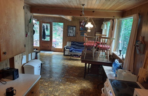 Unorganized Centre Parry Sound House | Cottage with 40' Dock! Beautiful lake with excellent fishing.