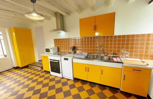 Restigne Cottage | Cottage with big garden, bikes, pets allowed, cleaning included and Wi-Fi in Restigné