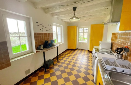 Restigne Cottage | Cottage with big garden, bikes, pets allowed, cleaning included and Wi-Fi in Restigné