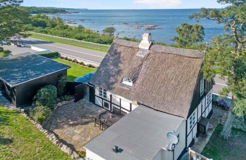 Allinge House | Cottage With Breathtaking Sea And Cliff Views