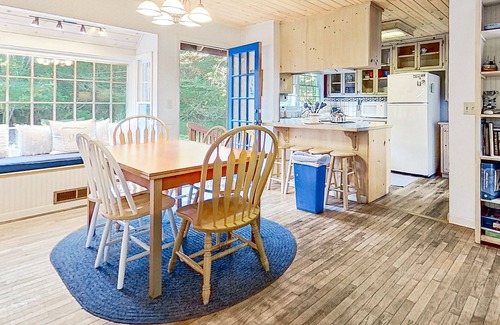 Cleone Cabin | Cottage with deck & electric fireplace- walk to the ocean, beach, & bluffs