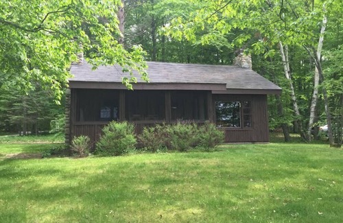 Maple City Cottage | Cottage with direct access on Big Glen. Pets Ok. 3 day min after Labor Day.