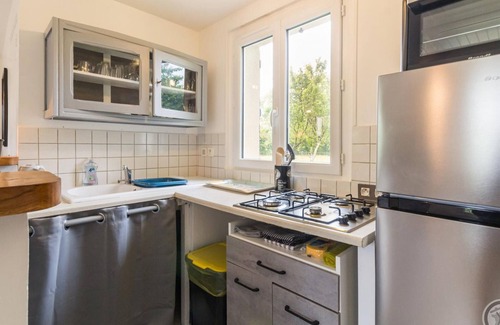 La Feuillie Cottage | Cottage with enclosed garden near beaches, pets welcome