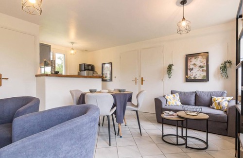 La Feuillie Cottage | Cottage with enclosed garden near beaches, pets welcome