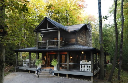 Dover Cottage | Cottage with fireplace and hot tub - on 400 acre property!