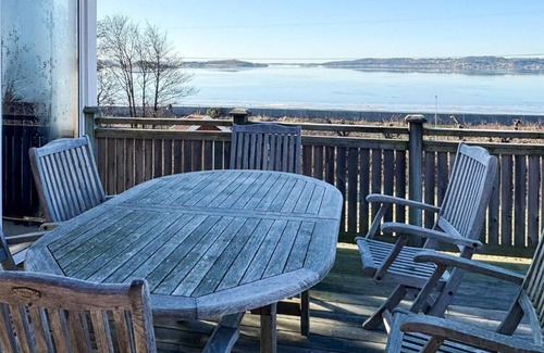 Stenungsund House | Cottage with Fjord View, Stenungsund