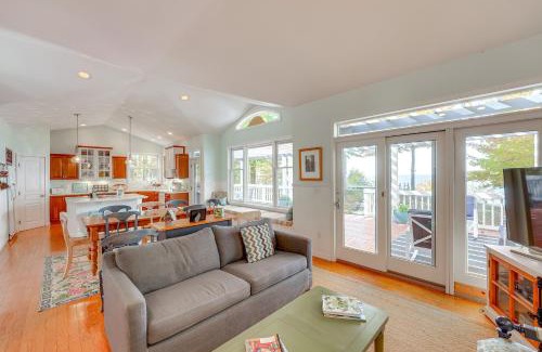 Manistee House | Cottage with Private Beach and Fire Pit in Manistee!
