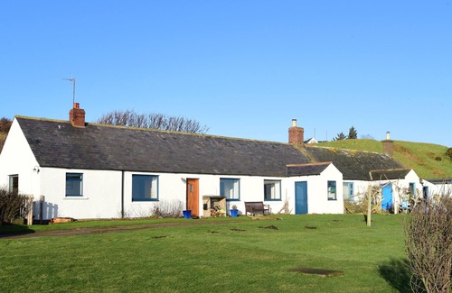 Montrose Cottage | Cottage With Secure Garden, Wood Burning Stove And Sea Views