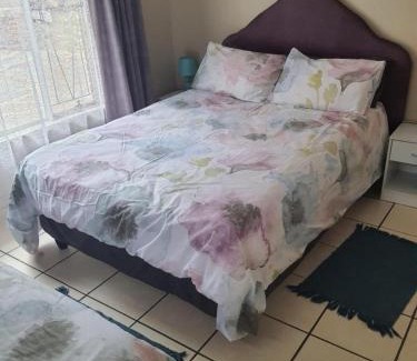 Broederstroom House | Cottage1 at Cynthias Country