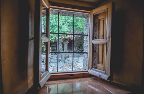 La Aldehuela Cottage | Cottages Lalo and Chelo, Gredos Avila 20 people ideal family/friends Swimming pool.