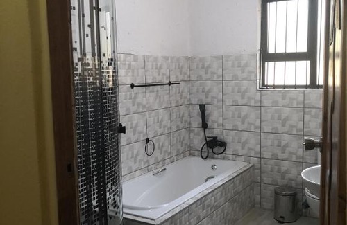 Fontainebleau Apartment | Cottages@MarthaRoad