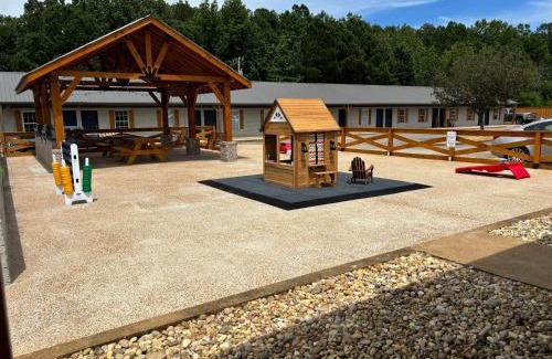 Counce Apartment | Cottages of Pickwick-121