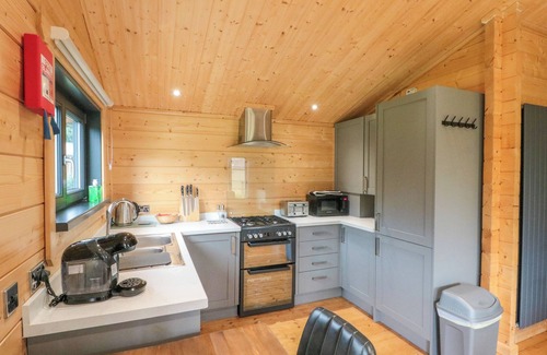 Driffield Cottage | COTTAM LODGE, pet friendly, country holiday cottage in Nafferton