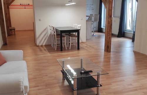 Cottbus Apartment | Cottbus City apartment with a view over the rooftops - for stair climbers