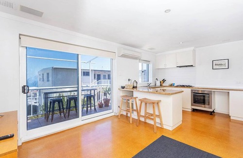 Cottesloe Apartment | Cottesloe Azura Apartment - Executive Escapes