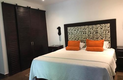 Cerro Plano Bed & Breakfast | COTTON HOUSE DE LABRADOR