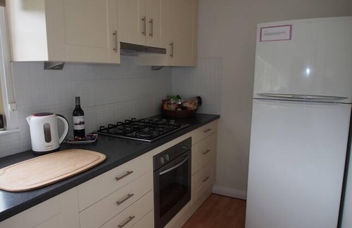 Dernancourt Cottage | Cotton Palm Cottage - Your Home Away From Home
