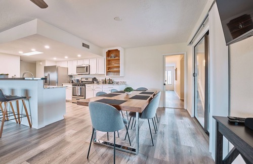 Cottonwood-Verde Village House | Cottonwood Castaway - Pool, comfort & style