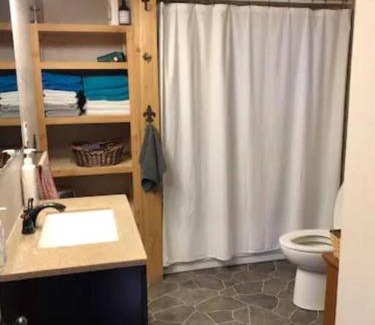 Alpine House | Cottonwood Creek Cabins - Alpine, TX