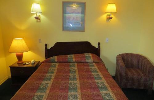 La Grange Hotel | Cottonwood Inn