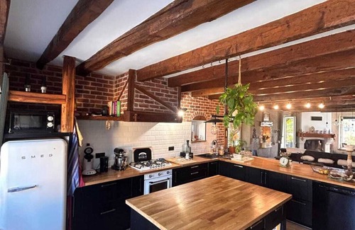 Saint-Hymetiere House | Country house in Jura Grotte de la Caborne du Boeuf close by