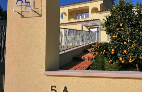 Pombal House | Coudelaria Residence