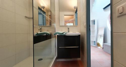 Boutigny-sur-Essonne Bed & Breakfast | COUETTE et CAFÉ L'AGENCE