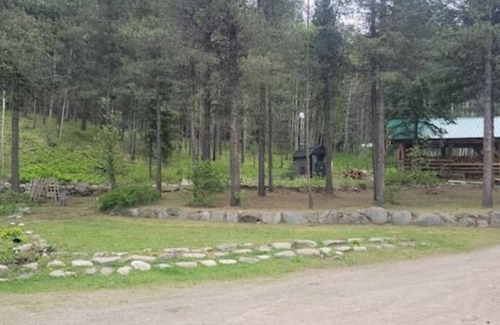 Kootenay Boundary Cabin | Cougar Mountain Get Away