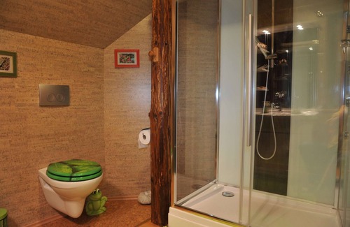 Thanville House | Couleurs Nature" guest room with kitchenette: Quiet, conveniently located