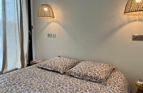 Savignac-sur-Leyze Bed & Breakfast | Coulonges