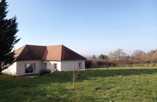 La Chapelle-sous-Brancion House | Country house for 2 people (many hiking trails)