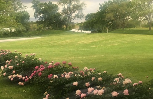 Mills County House | Country Acreage: Escape, Relax, Renew.