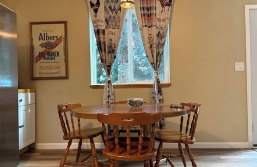 Enumclaw House | Country Barn Tree house