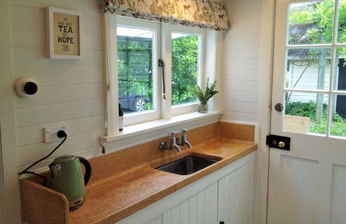 Greytown Cottage | Country Bliss Historic Greytown Cottage