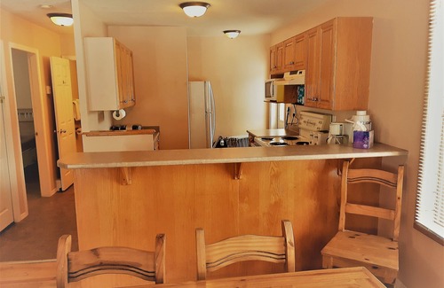 Clearwater House | Country Cabin in the wilderness at the entrance to Wells Gray Park