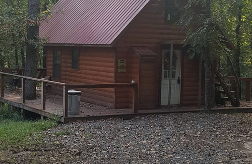 Smithville Cabin | Country Cabin quiet! And private. Horses welcome, Jeep available to rent.